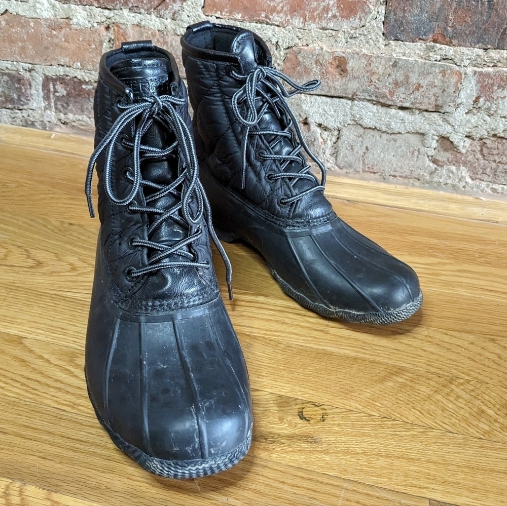 Sperry Size 9 Black‎ Saltwater Quilted Water Resistant Duck Boots